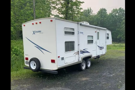 David's Extreme lite 27 feet Fifth Wheel