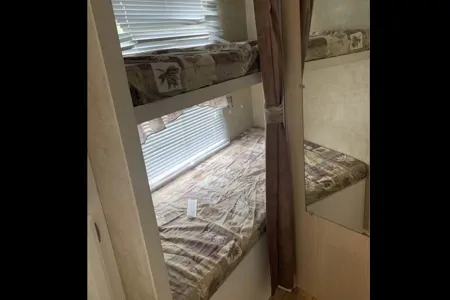 David's Extreme lite 27 feet Fifth Wheel