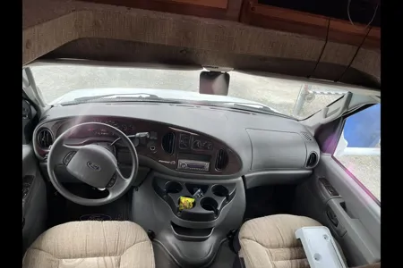 Bigfoot RV 30MH2 Classe C