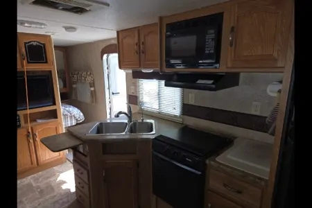 Cleugh's 27" Springdale Travel Trailer