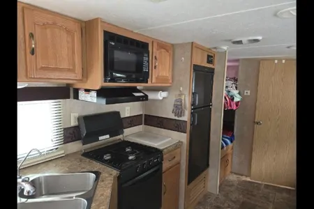 Cleugh's 27" Springdale Travel Trailer