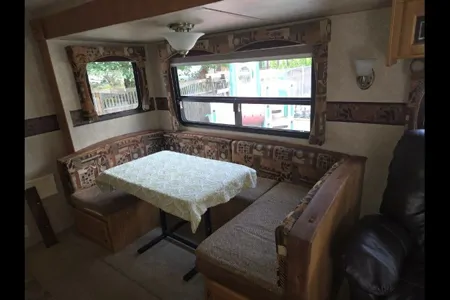 Cleugh's 27" Springdale Travel Trailer