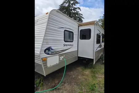Cleugh's 27" Springdale Travel Trailer