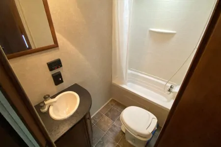 Super Awesome Deluxe Trailer