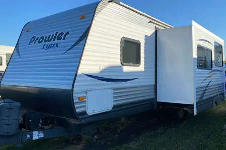 Super Awesome Deluxe Trailer