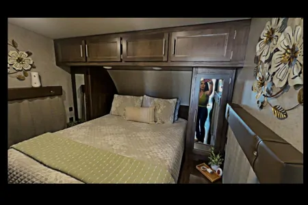 Hernan's Wolf pack Toy hauler