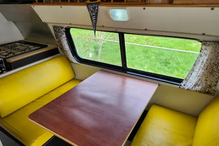 Rudy Okanagan Ford E250 Campervan