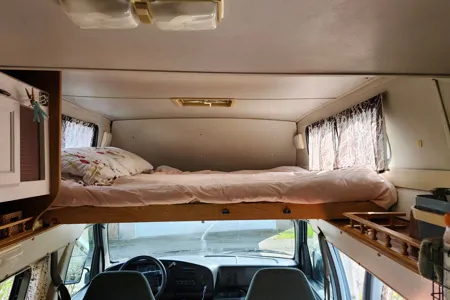 Rudy Okanagan Ford E250 Campervan