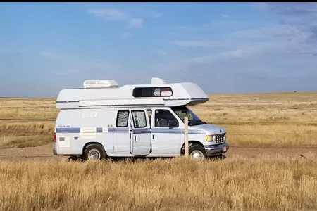 Rudy Okanagan Ford E250 Campervan