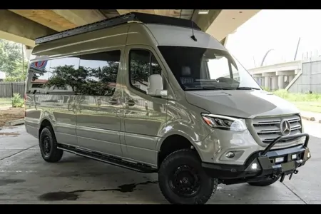 EXECUTIVE OFF ROAD SPRINTER