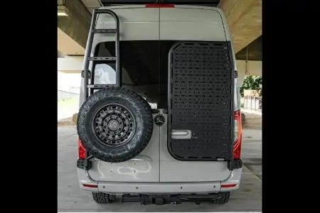 EXECUTIVE OFF ROAD SPRINTER
