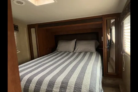 Joy's Comfy Camper Jayco Eagle HT 27.5 BHS Fifth Wheel
