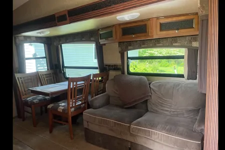 Joy's Comfy Camper Jayco Eagle HT 27.5 BHS Fifth Wheel