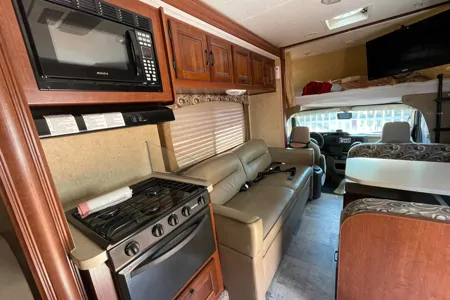 Affordable, high-tech, Forest River Sunseeker - Sleep 10