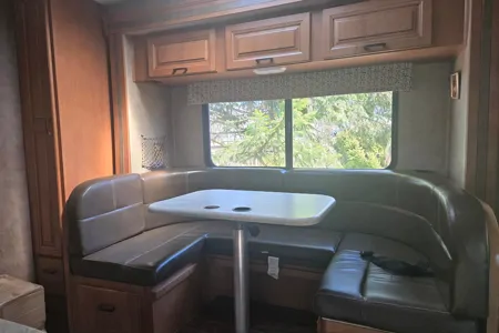 Okanagan Adventures - Shuswap Lake, Okanagan Lake and area