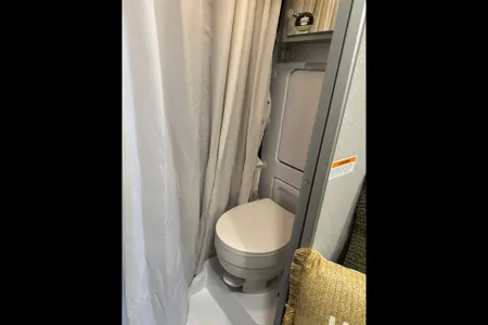 Escape Key Luxury Adventure Camper Van Rental – Palm Beach