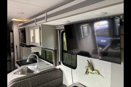 Tom's Thor Motor Coach Geneva Class C