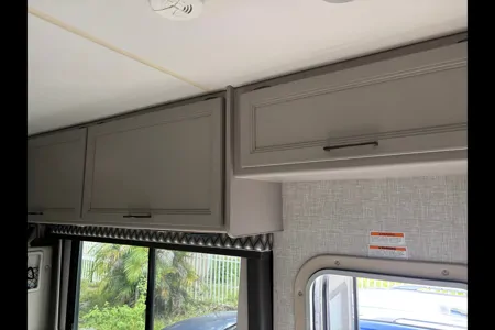 Tom's Thor Motor Coach Geneva Class C