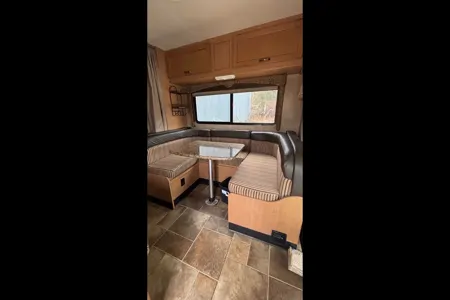 Thor Motor Coach Freedom Elite 22E Class C