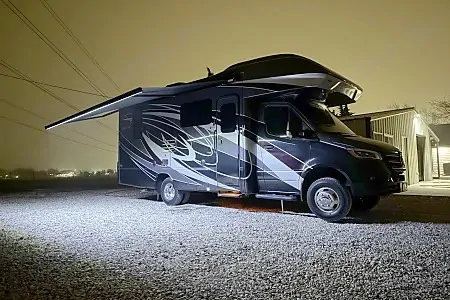 WiFi - Luxurious - Diesel - Great MPG