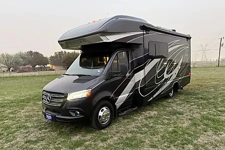WiFi - Luxurious - Diesel - Great MPG