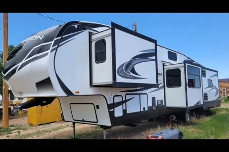 Grand Design 367BHS Fifth Wheel