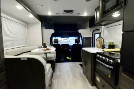 LAZ Life above zero - Mercedes Diesel 14MPG