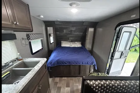 Gallant's Coleman Light Travel Trailer