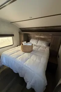 BRAND NEW RV! 2021 Gulf Stream RV Amer-Lite 24BH