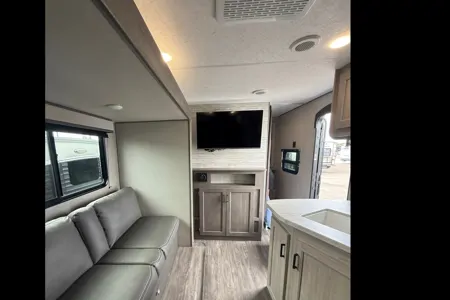 Owlternative RV’s Forest River Aurora 26bhs Travel Trailer