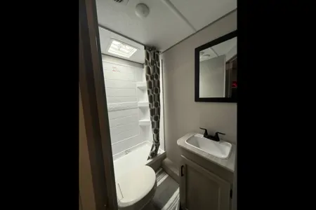 Owlternative RV’s Forest River Aurora 26bhs Travel Trailer