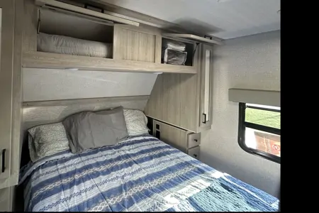 Radway’s East to West 2810 KIK  33’8” Travel Trailer