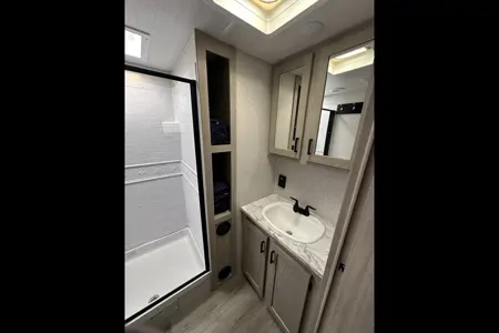 Radway’s East to West 2810 KIK  33’8” Travel Trailer