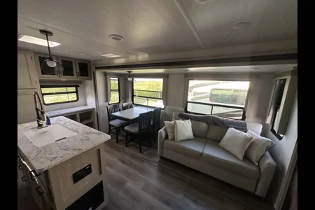 Radway’s East to West 2810 KIK  33’8” Travel Trailer