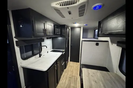 Wolf Pup – WINTERIZED - even SUV can tow