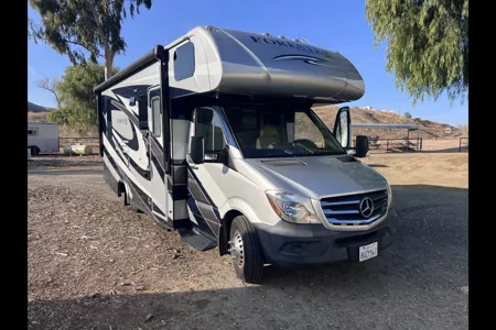 Butterfly Mercedes-Benz Forester Class C