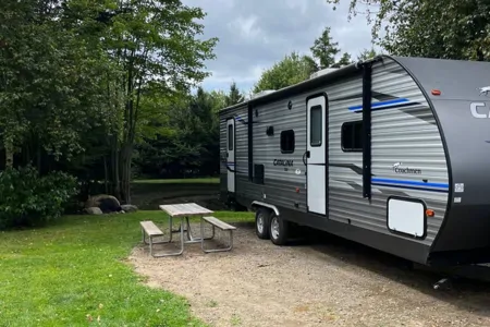 Nathan's Coachmen Catalina SBX Travel Trailer