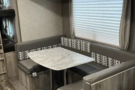 Nathan's Coachmen Catalina SBX Travel Trailer