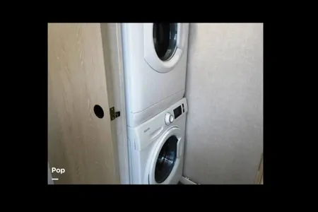 Peter's Forest River Flagstaff super lite 29rbs Travel Trailer