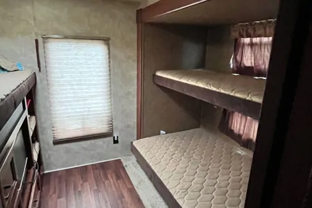 Dennis's Keystone Sandpiper Travel Trailer