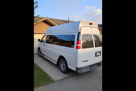 Shawn's Chevrolet Express van Class B