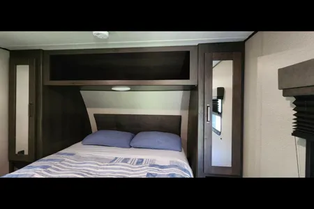 Grand Design Transcend Bunkhouse