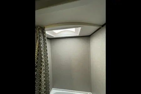 DREAM VACATION HOME ON WHEELS EVEN OFF GRID, LOW PROFILE FOR EASIER TOWING