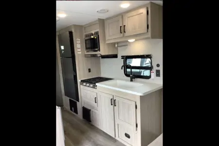 Catalina 211HB