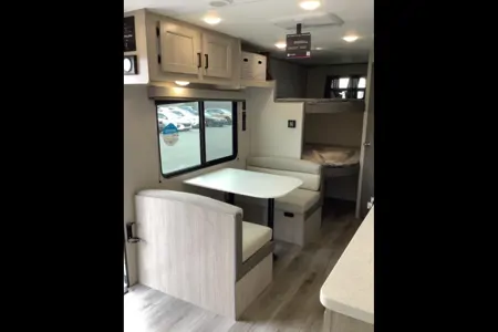 Catalina 211HB