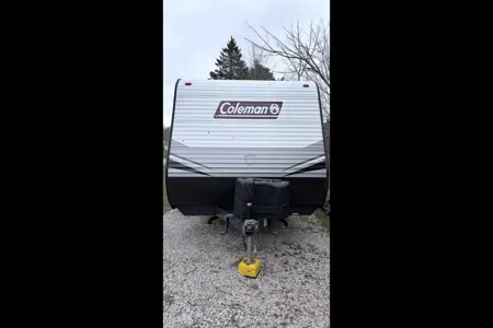 Clarkie & O’s Coleman 214Bh Travel Trailer