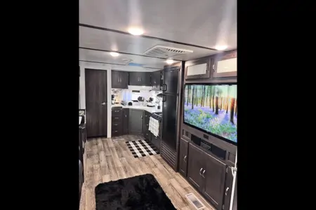 Justin's Cozy Camper