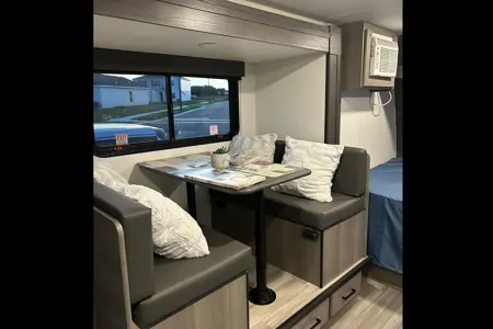 Little Sunshine Rv Rental