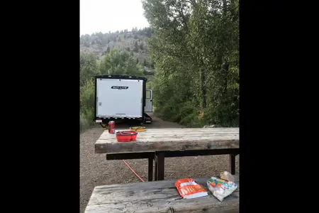 Gena’s New Horizons-Sunset Park RV Sun Lite 21TH Toy Hauler