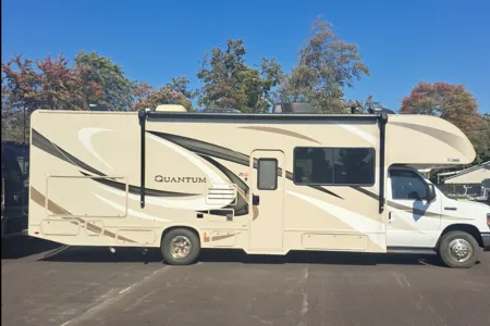 Menouar Thor Motor Coach Quantum  RQ29 Classe C